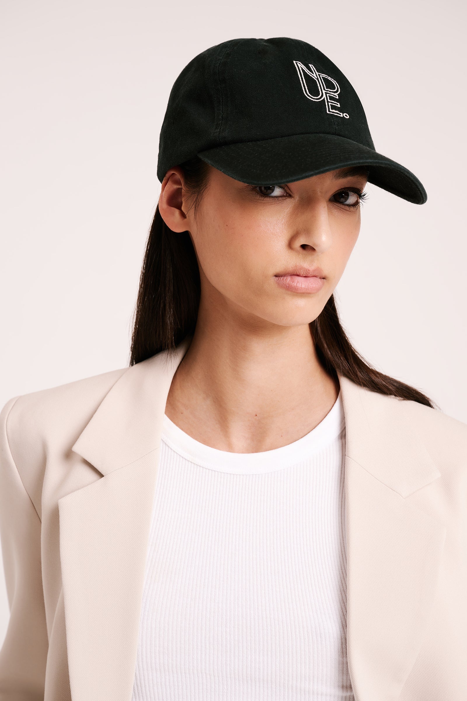 Nude. Organic Cap Black 