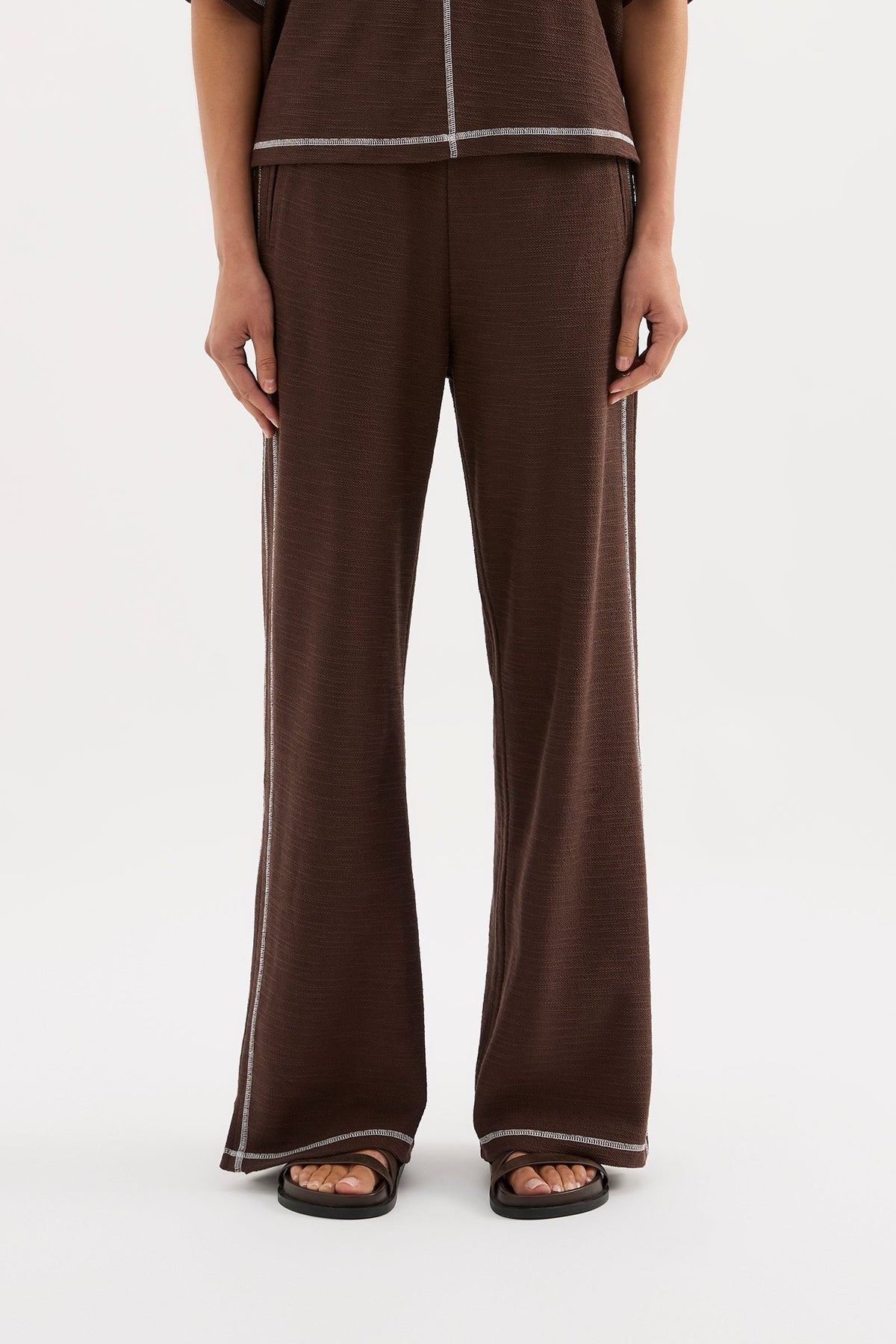 Sutton Pant Chocolate 