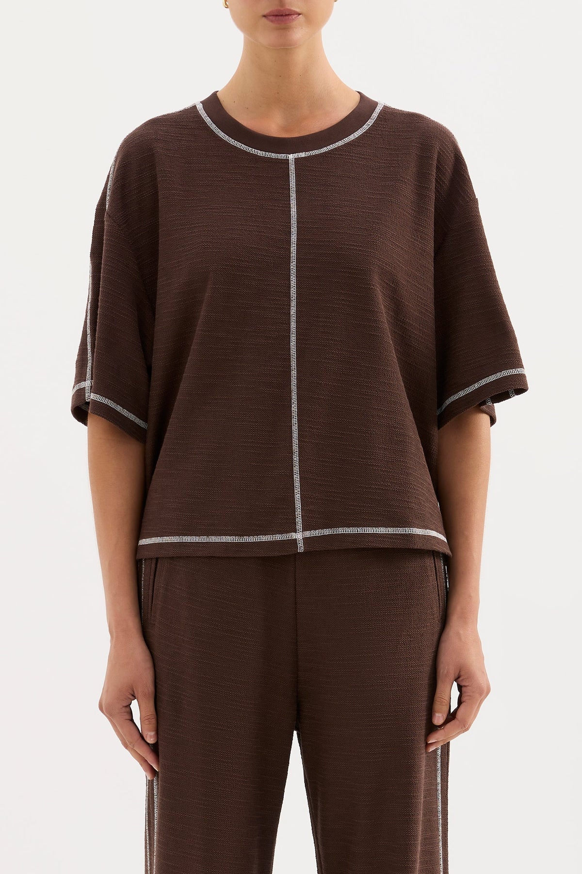 Sutton Tee Chocolate 