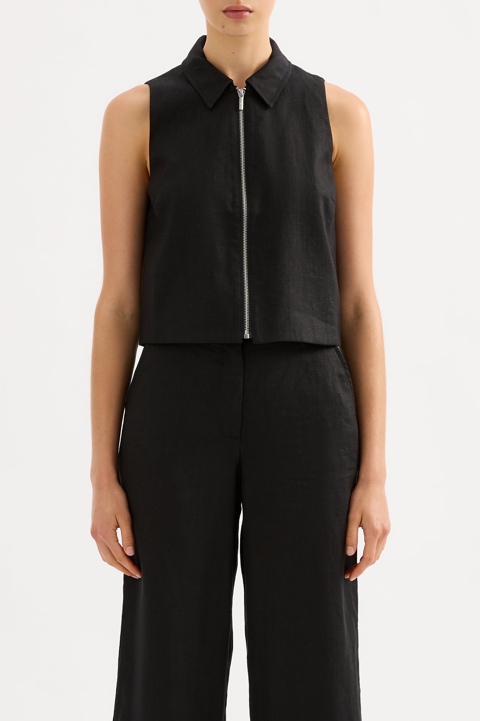 Dalia Linen Vest Black 