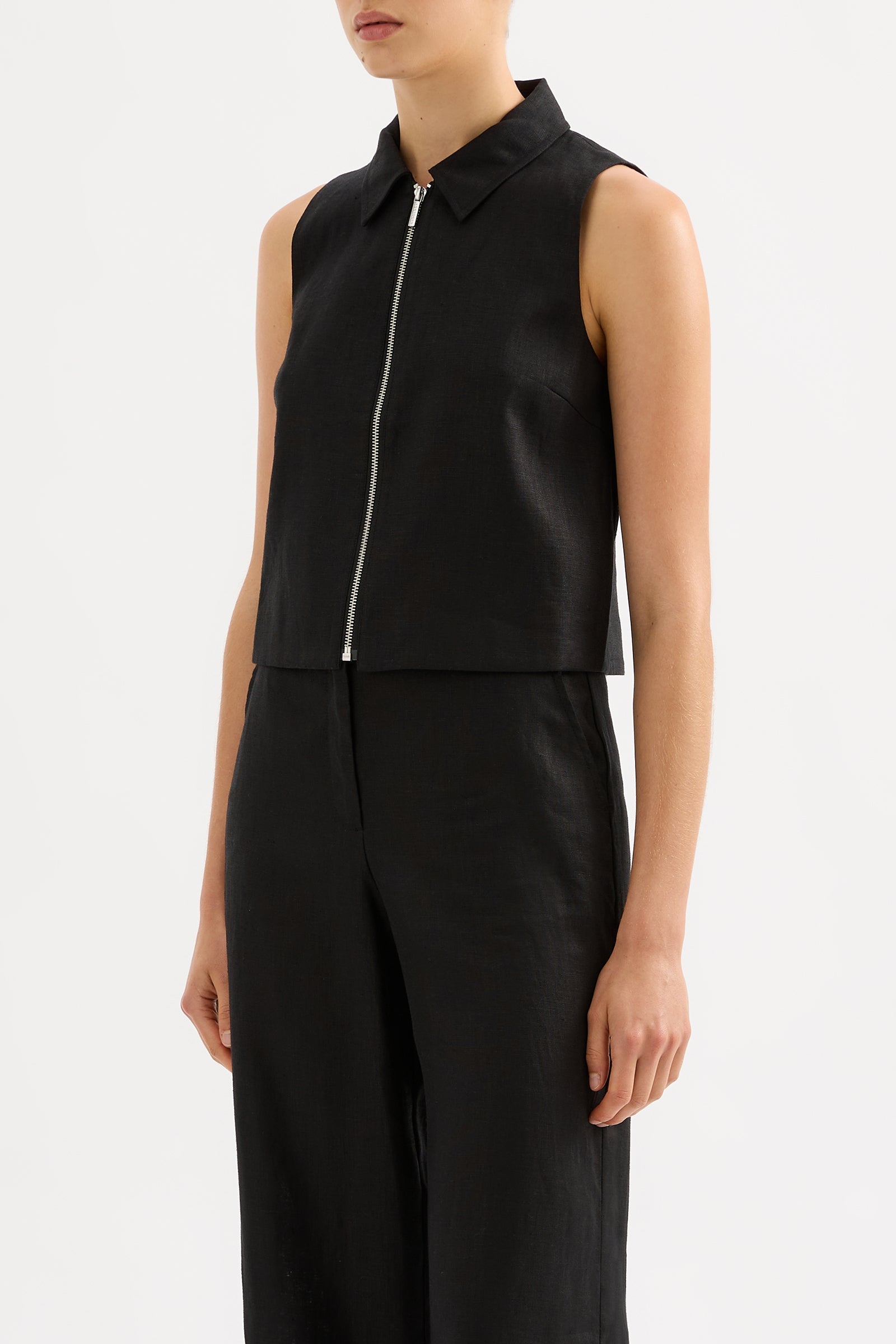 Dalia Linen Vest Black 