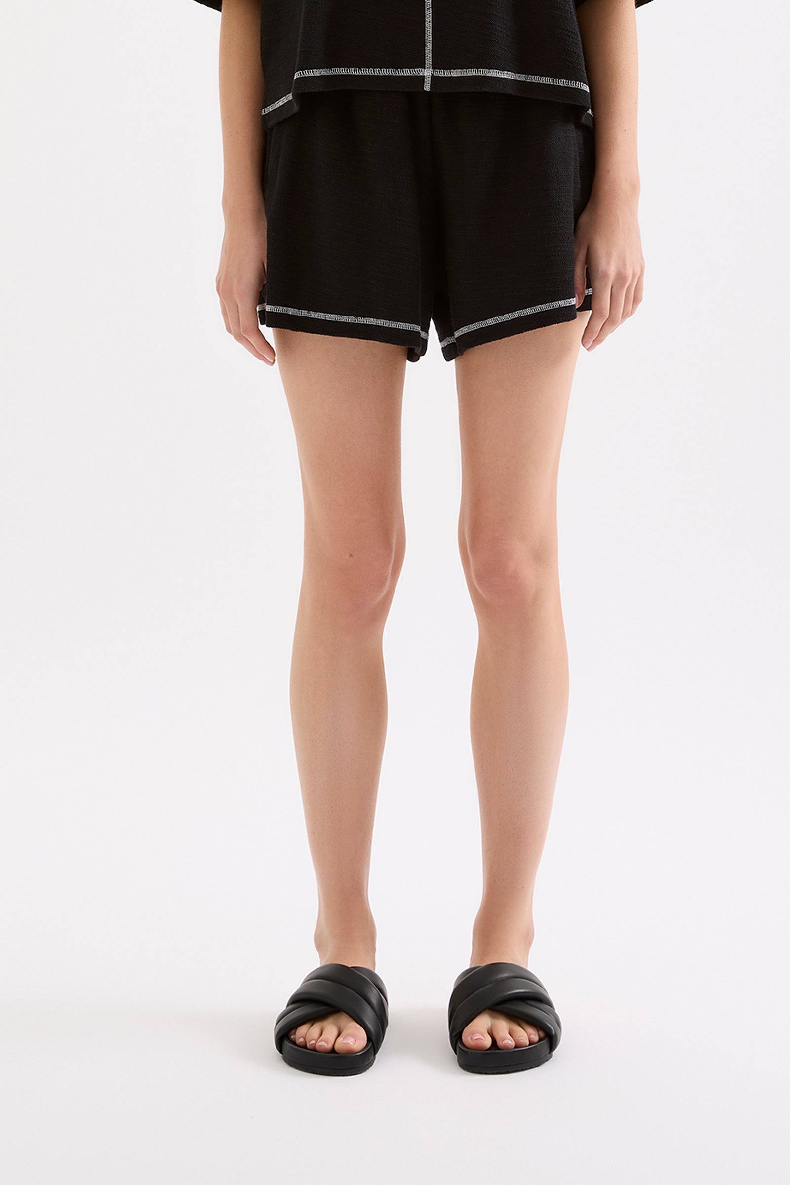 Sutton Short Black 