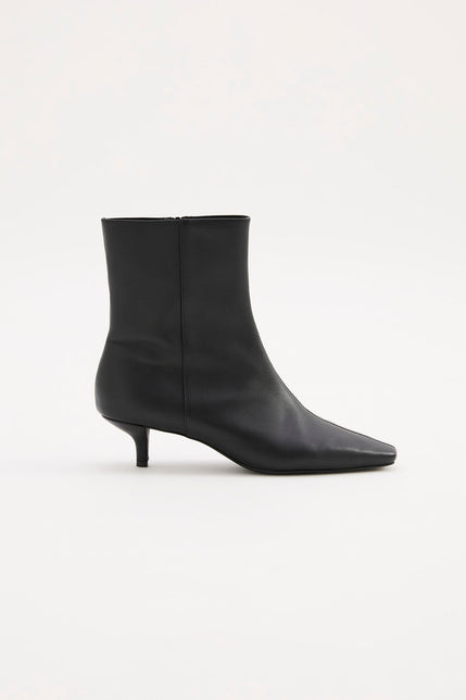 Beatriz Ankle Boot Black 