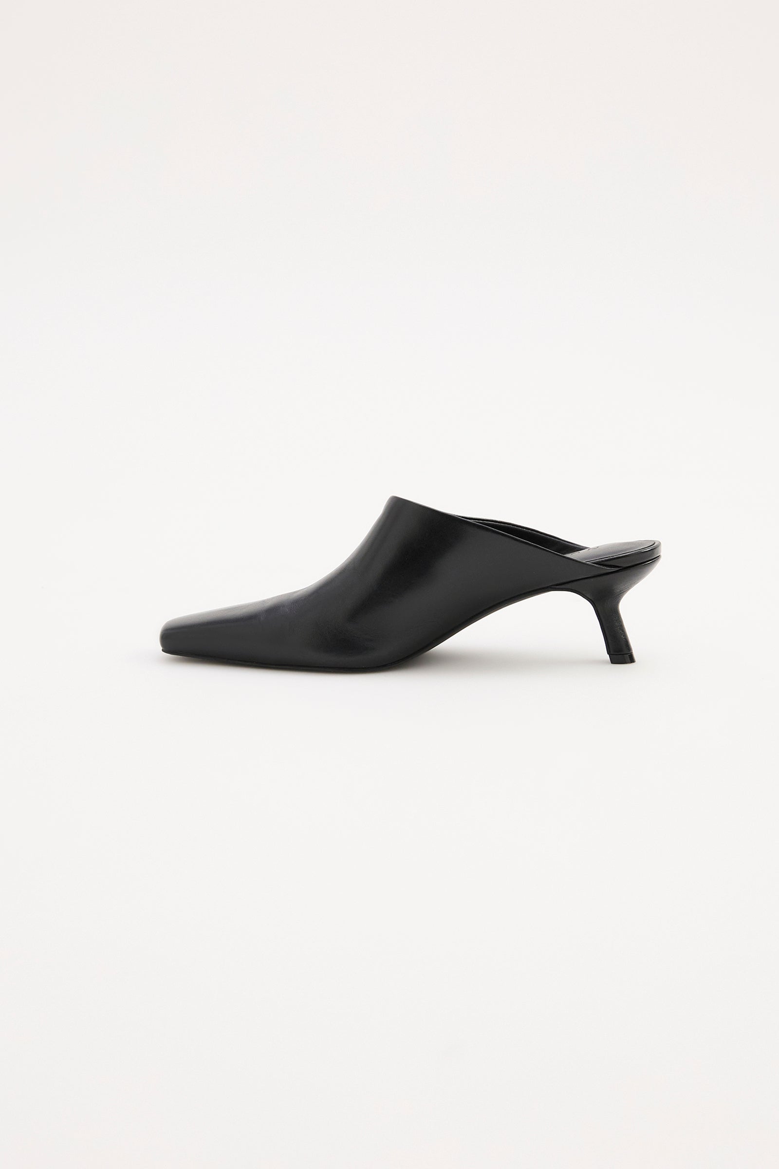 Everett Heeled Mule Black 