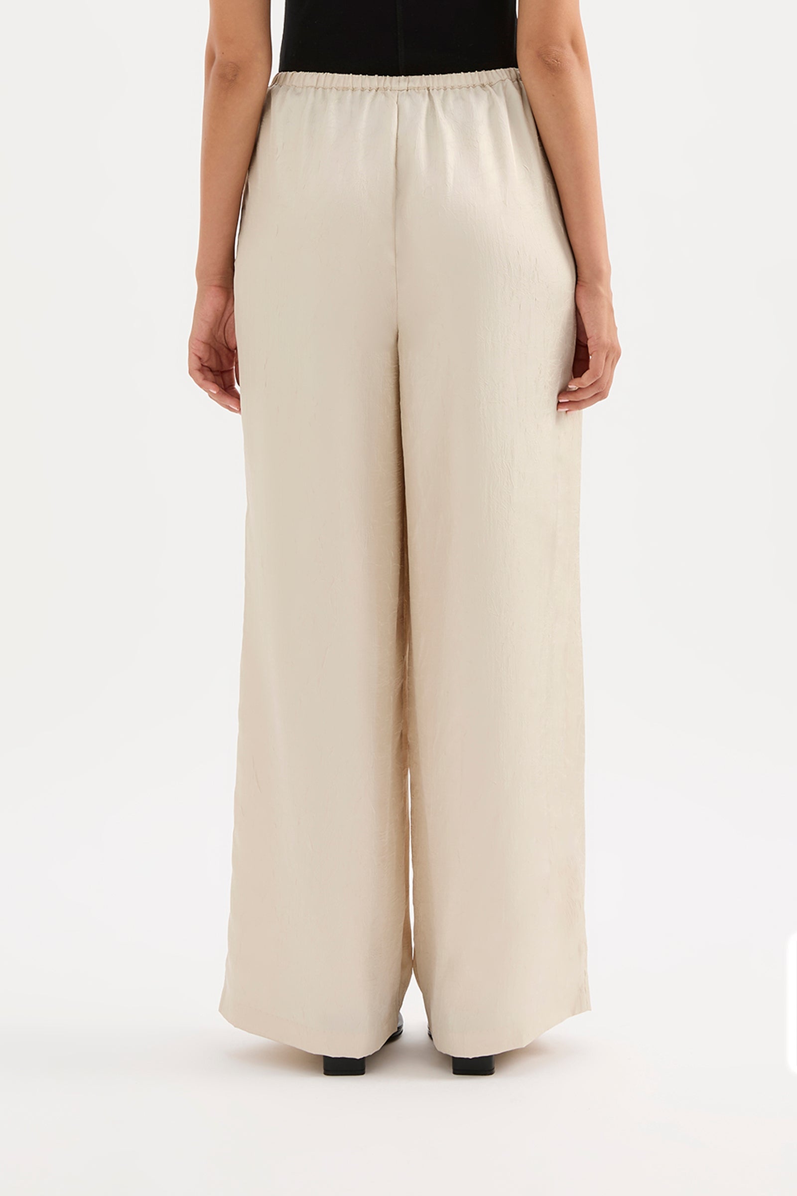 Pandora Pant Milk 