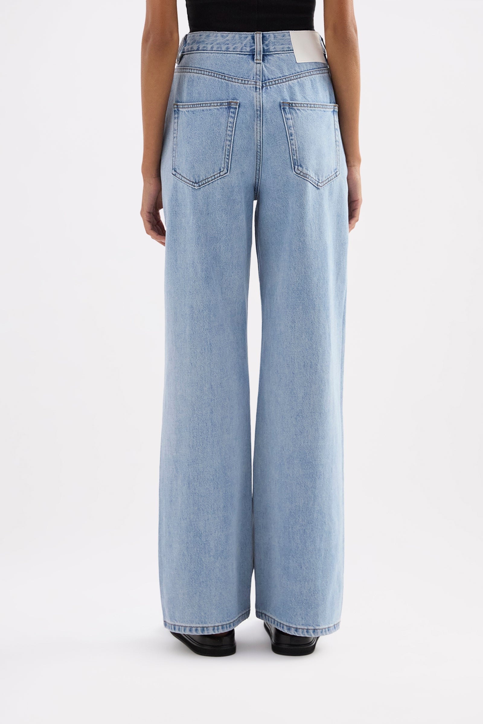 Organic Relaxed Leg Jean Soft Blue 