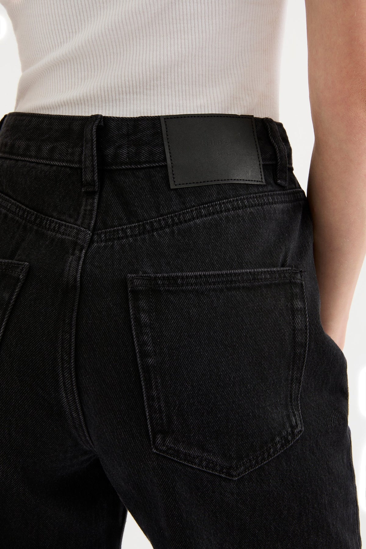 Organic Relaxed Leg Jean Vintage Black 