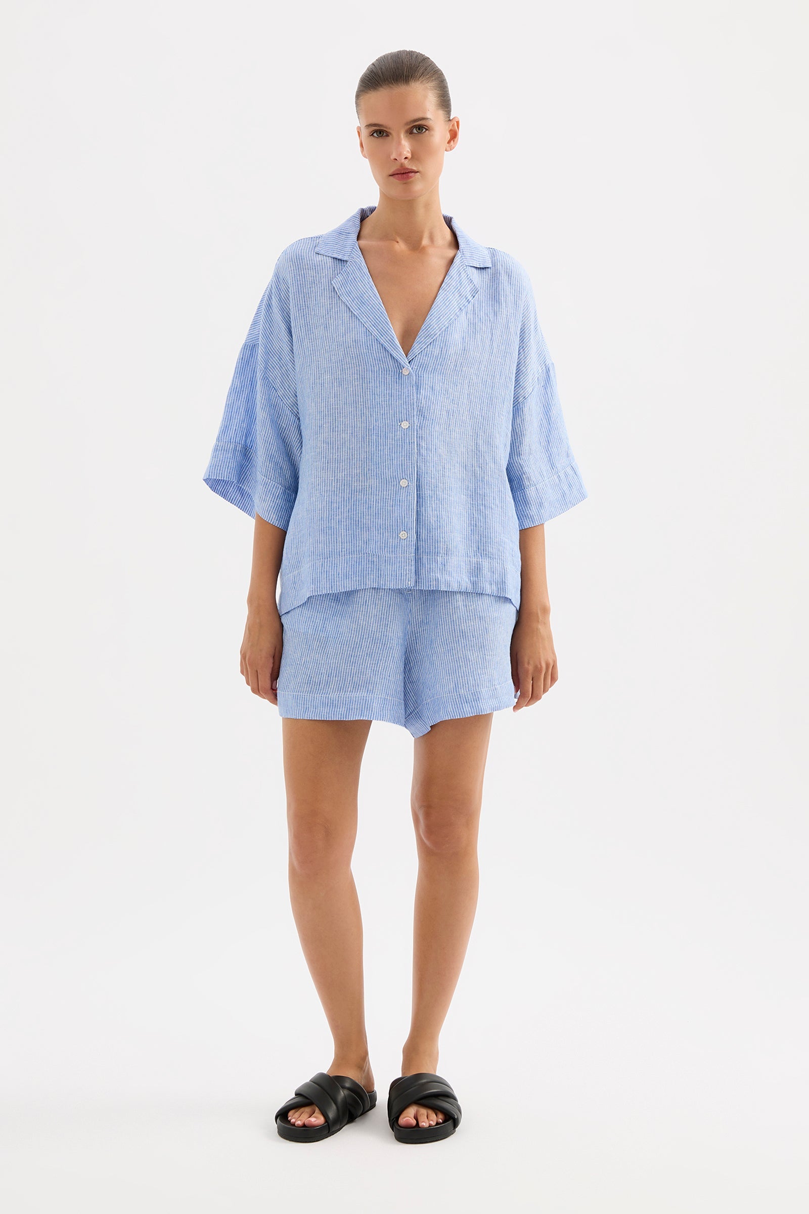 Lounge Stripe Linen Short Blue Stripe 